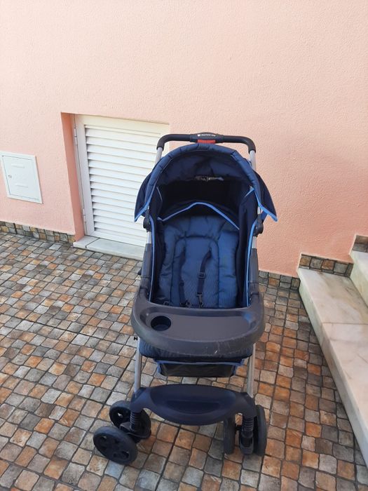 Carrinho e 2 ovos chicco