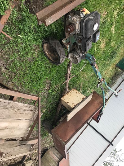 Мотоблок бензиновий з причепом