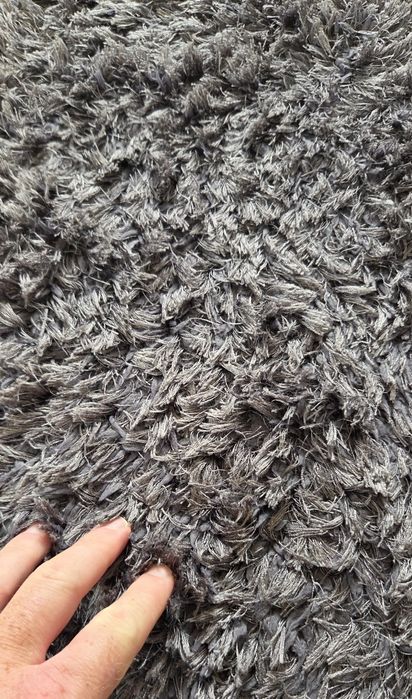 Tapete  Cinza Escuro – Pelagem Alta e Confortável