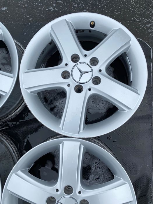 Felgi aluminiowe Mercedes 5x112 R16 6J Et 46 Otw 66,6