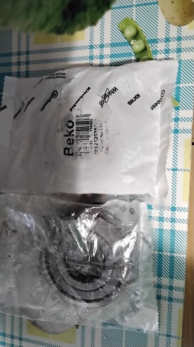 Продам підшипники SKF 6306,нові.