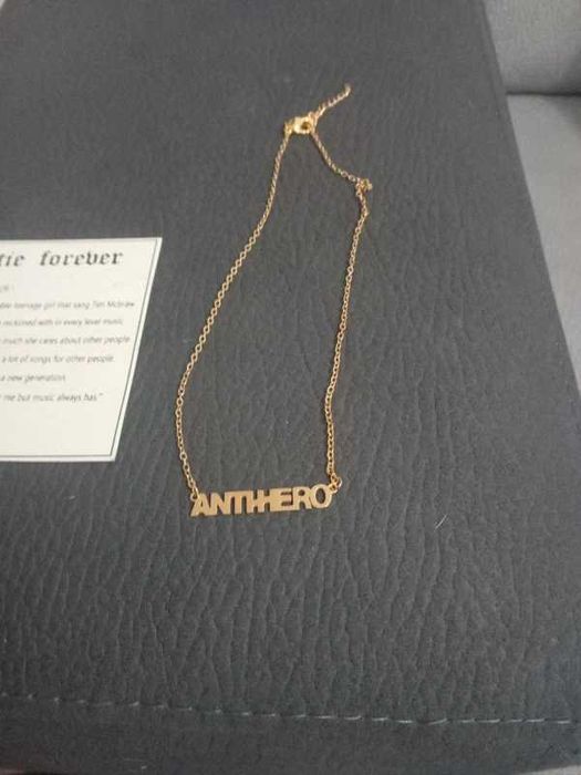 Colar Taylor Swift Dourado - Anthero