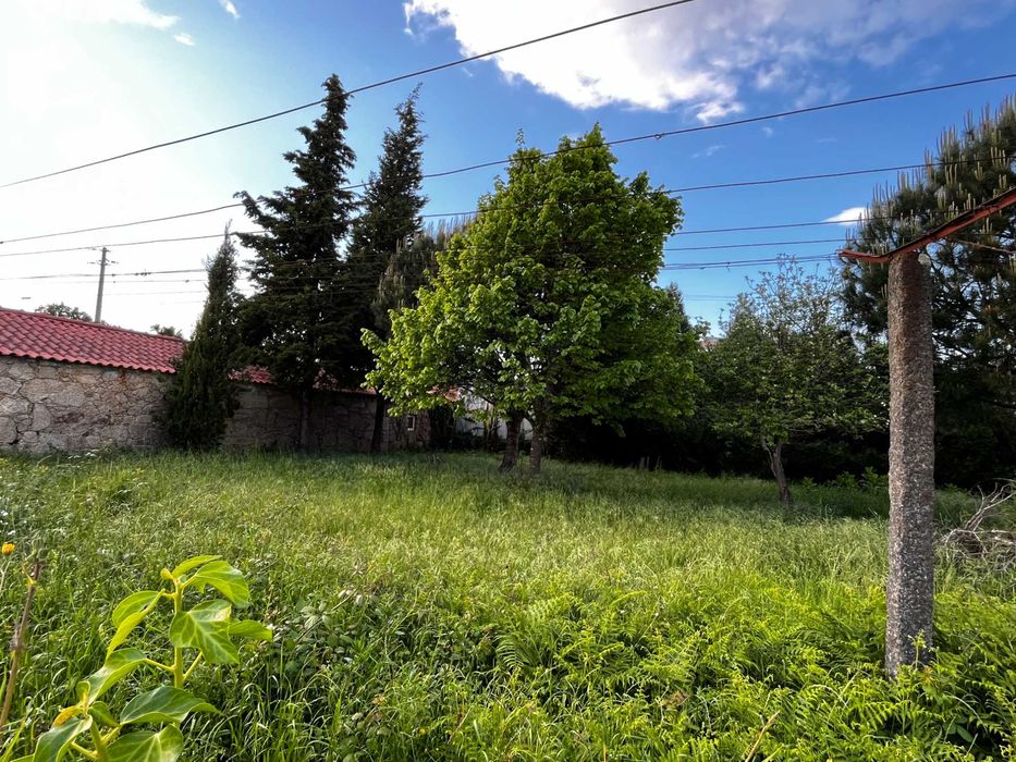 Terreno em S. Pedro, Barcelos, com 460 m² para construção