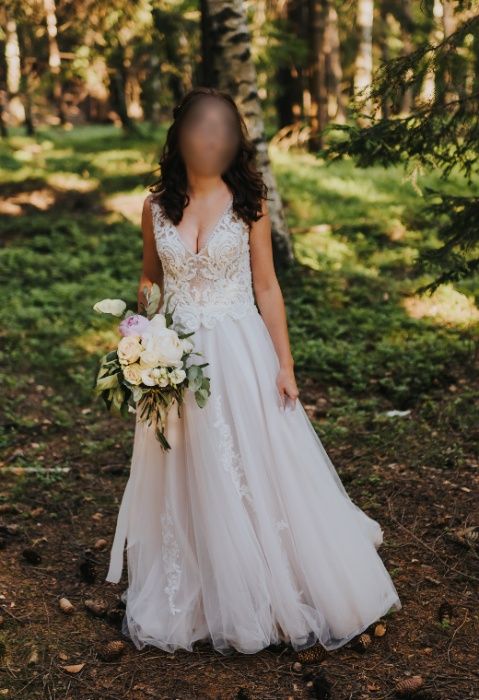 Suknia ślubna koronką tiul