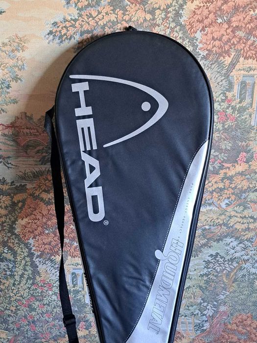 Продам тенісну ракетку Head