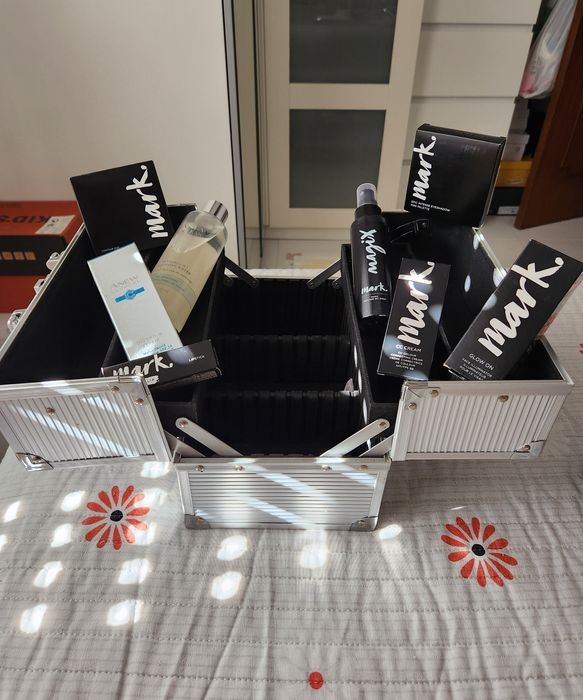 Maquilhagem AVON com mala64282687643523121