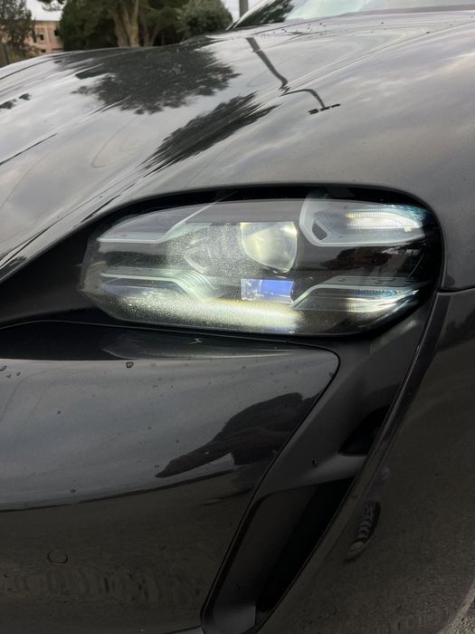 Porsche Taycan Turbo