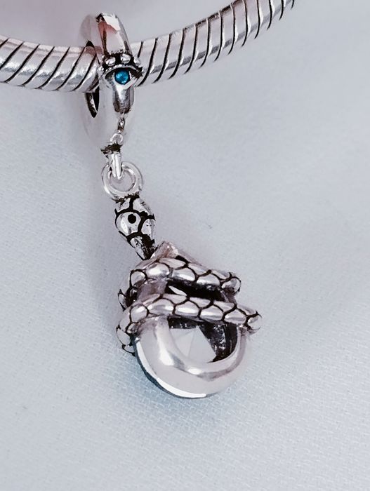 Zawieszka charm's kamień wąż s 925