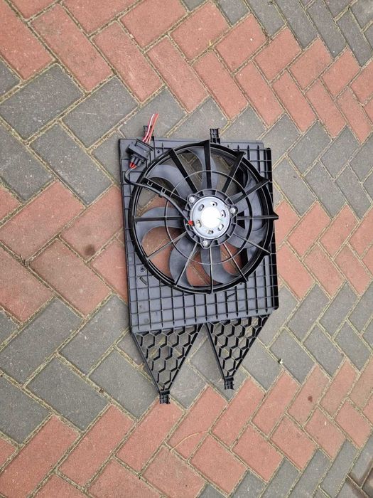 вентилятор охолодження з дифузором фабія румстер шкода 2009-2015