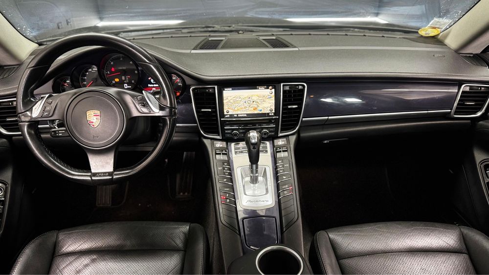 Porsche Panamera 3.0 Diesel 250 CV Ano 2012