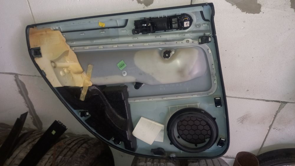 Карти на фольсваген пасад б 5 плюс