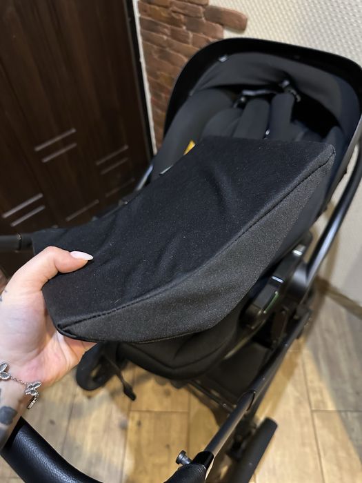 Розкладне автокрісло для немовля Carrello Vega