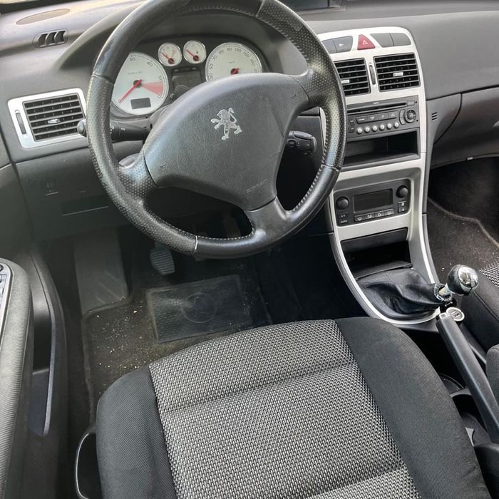 Peugeot 307 em muito bom estado