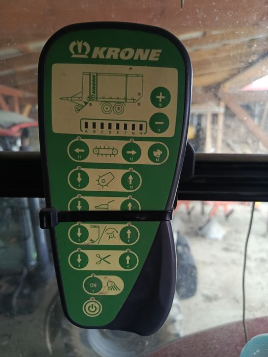 Krone ax 250 Przyczepa samozbierająca