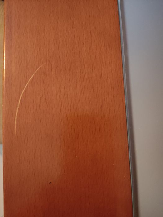 Conjunto de mesa e cadeiras