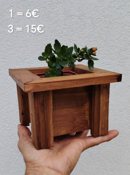 Floreiras ,Horta Urbana e Canteiros