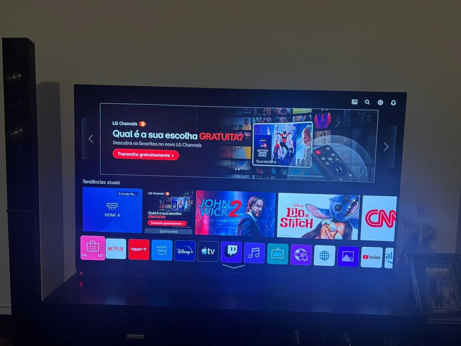 mobilário de sala c/ cadeiras