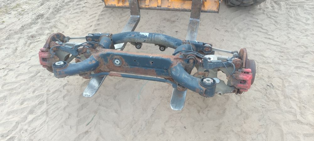 BMW X5 E53 belka zawieszenia tył tylna zwrotnica wahacz komplet