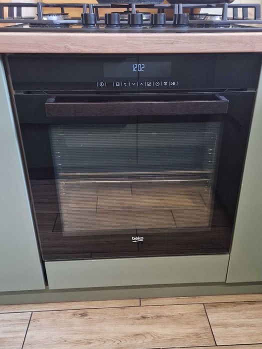 Piekarnik beko BVR34500BGMS