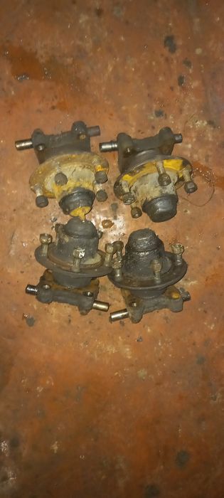 Запчастини.Ступеці волговські