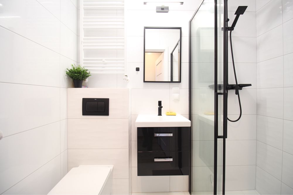 PL/RU/ENG Kawalerka w apartamientowcu/Blisko WSB/Całość 2600zł