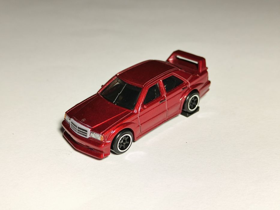Hot Wheels Mercedes-Benz 190 E 2.5-16 Evo II
