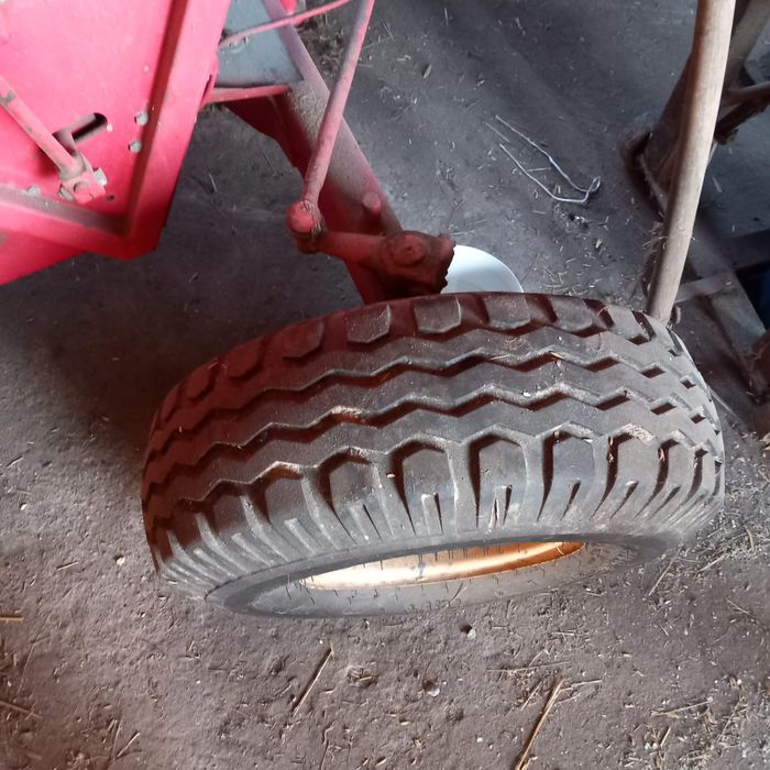 Kombajn zbożowy Massey Ferguson 87