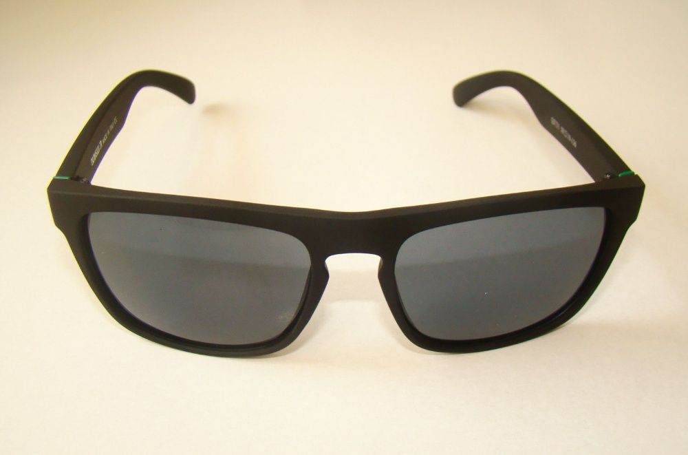 Okulary przeciwsłoneczne QUICKSILVER UV 400 czarne z czarnymi szkłami