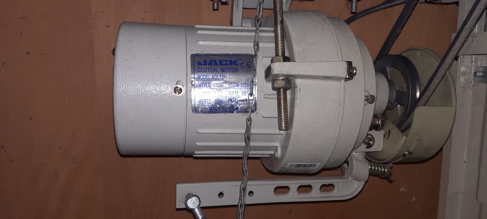 Оверлок JACK пятинитка