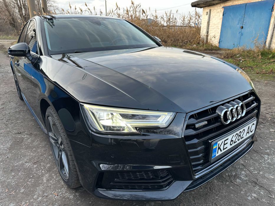 Audi A4 B9 2017 г