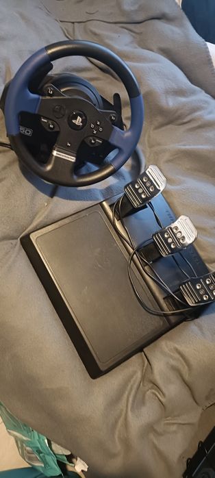 Kierownica Thrustmaster T150 Pro że sprzęgłem sprawna