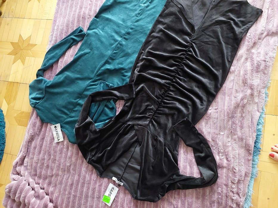 Сукня нова, якісний велюр, зелений та чорний колір