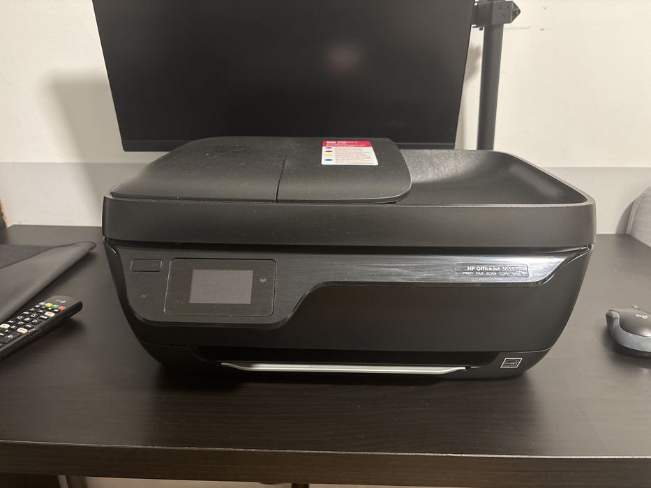 Impressora HP OfficeJet 3833