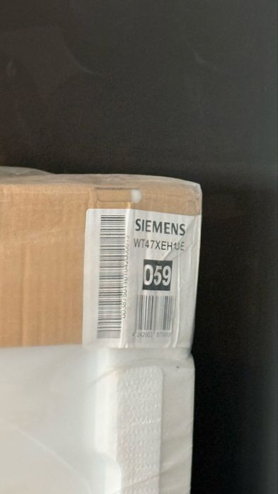 Сушильна машина Siemens WT 47XEH10E