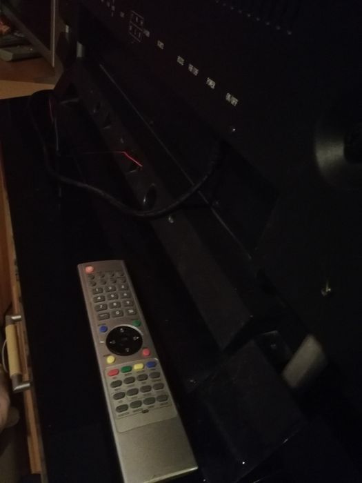 Telewizor używany z Pilotem