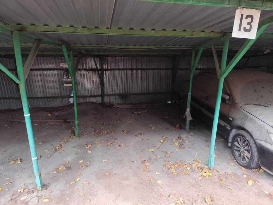 Здам місце на критой автостоянці, Київський р-н. зупинка "ШКОЛА"