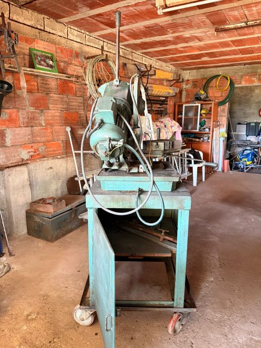 Maquina de corte de disco