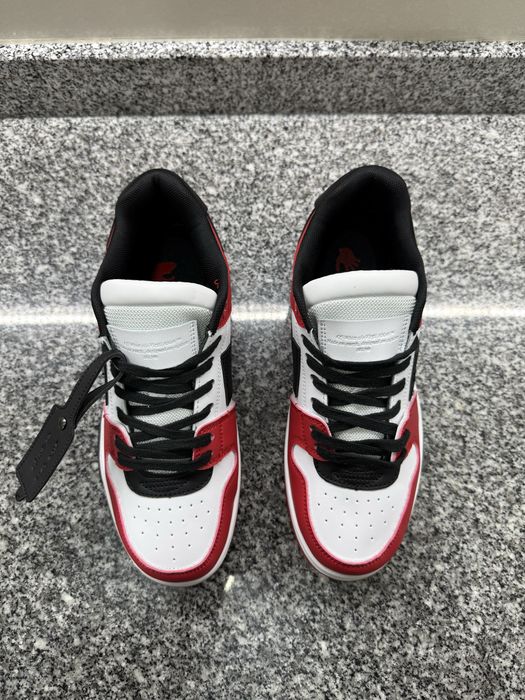 Off-white Sneakers
