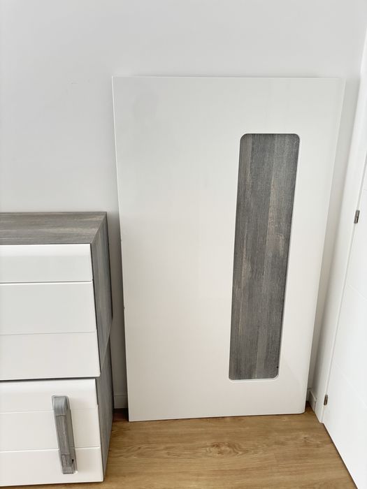 Cabeceira de cama + 2 mesas de caneceira