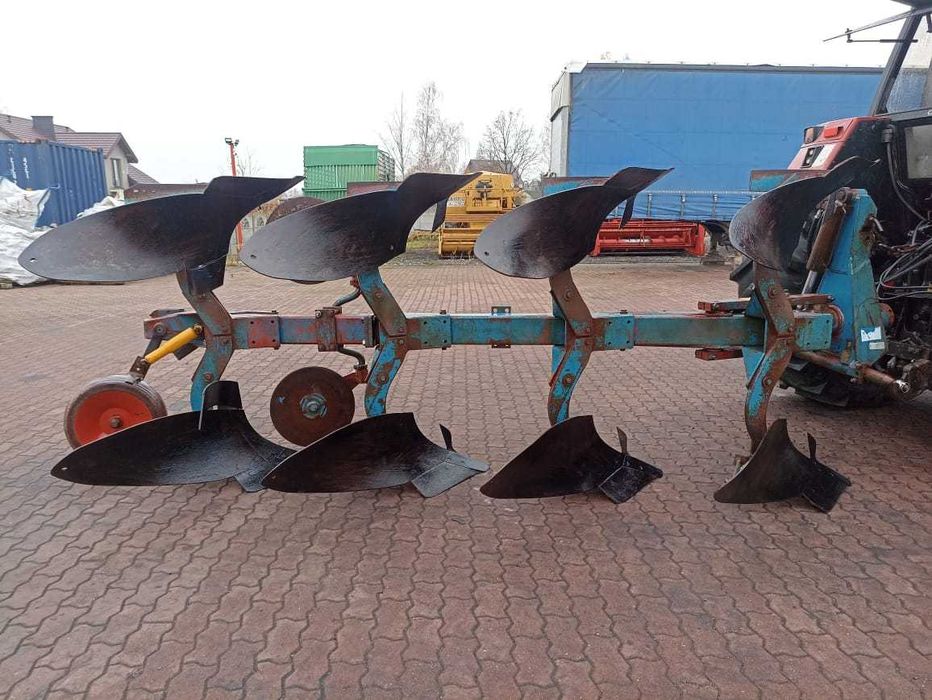 Plugi obrotowe 4 skib rama 3+1 Overum Fiskars