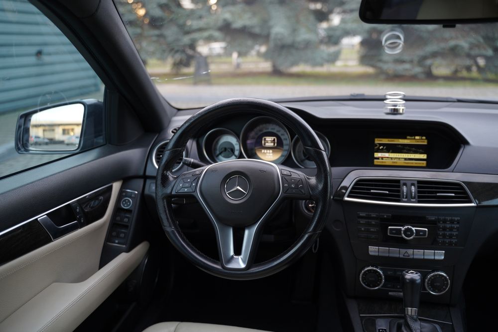 Mercedes Benz C220 Avangarde