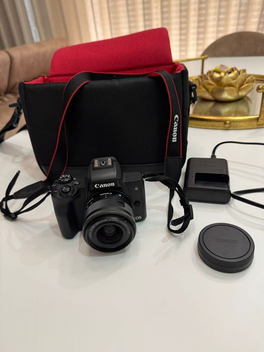 Canon EOS M50 Mark II em excelente estado