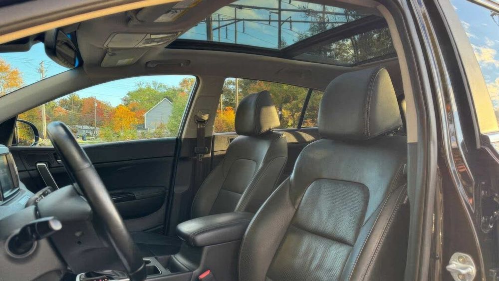 Kia Sportage EX      2018