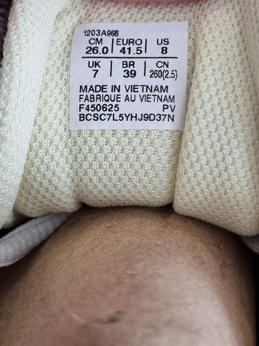 Оригінал 100% кросівки asics nimbus 10.1  eur 41.5