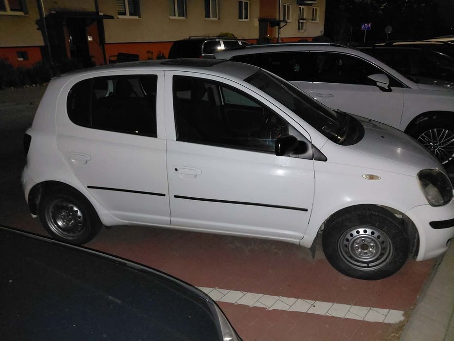 Toyota Yaris 2003 po liftingu