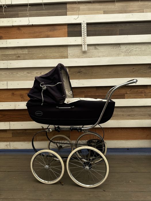 Коляска под ретро