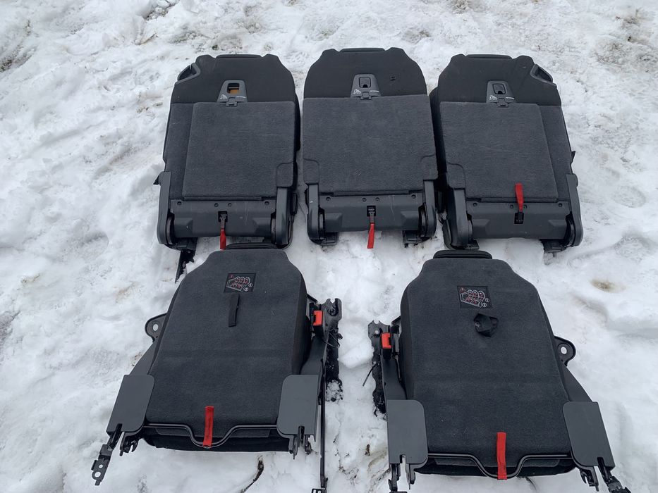 Середні  Сидіння Пежо 3008 5008 Сидушки Складне сидіння 3ряд