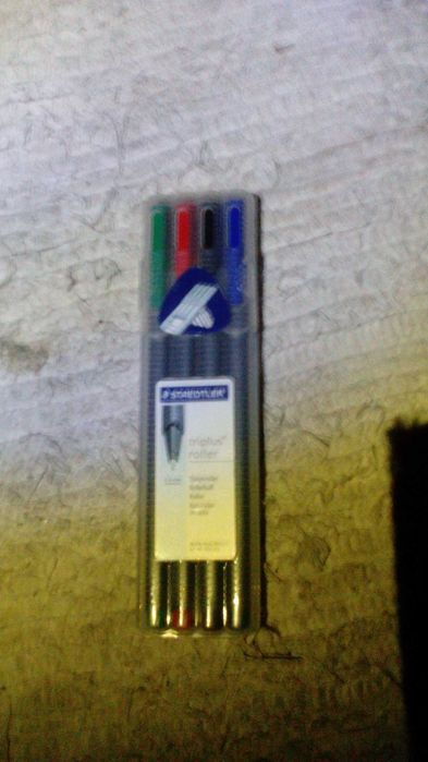 Esferográficas Staedtler de ponta metálica fina, NOVAS!