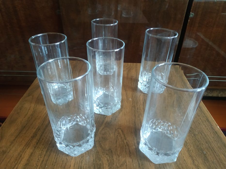 Бокалы100мл,200мл,500мл.Стаканы высокие 6 шт.