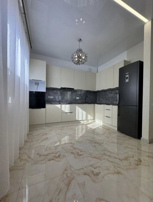 Здам сучасний котедж. Перша здача — все новеньке!